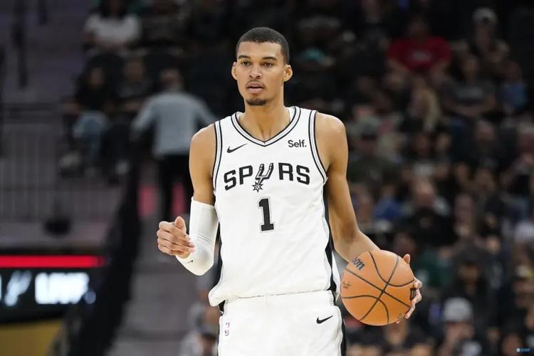 nba马刺直播在线观看图标