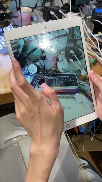 ipad按键凹进去了